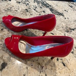 Size 8 red heels.